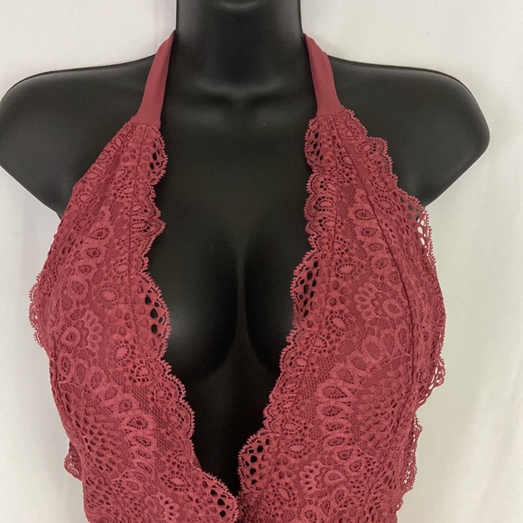 Xhilaration Halter Style One-Piece Sienna Swimsuit Size Small - Picture 2 of 9